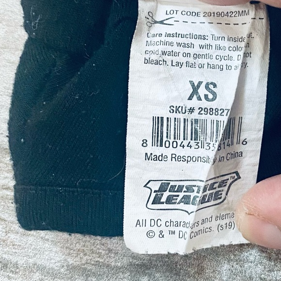 ⭐️5 for $25⭐️ Batman dog tshirt size XS - Picture 3 of 4